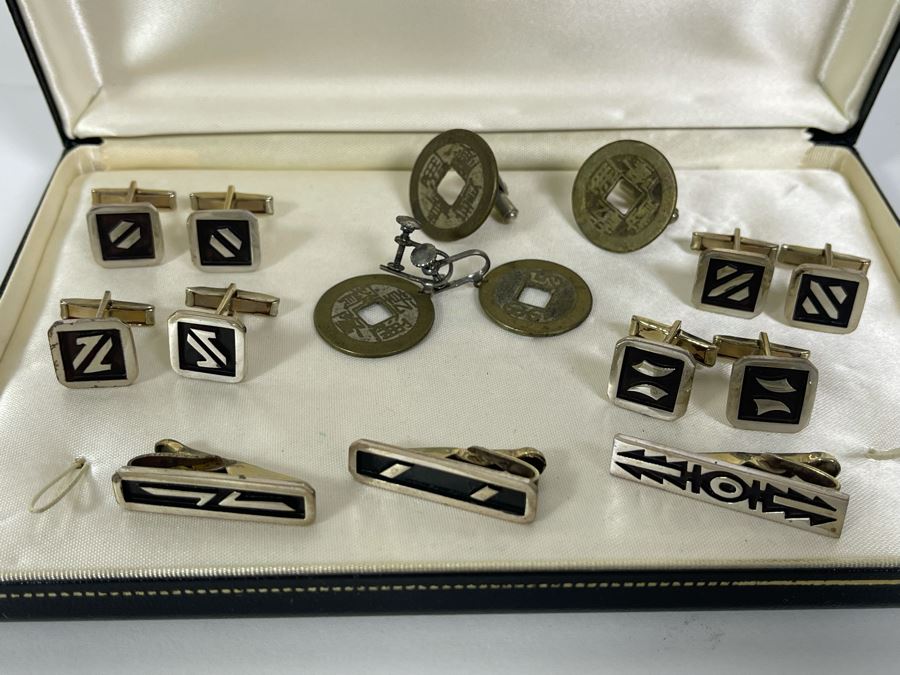 JUST ADDED - Collection Of Sterling Silver Signed Taxco MB Mexico Cufflinks And Tie Clips, Chinese Coin Earrings And Cufflinks - Sterling Silver Weight 46.9g [Photo 3]