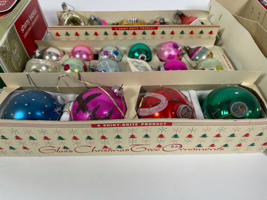 JUST ADDED - Vintage Glass Christmas Ornaments [Photo 6]
