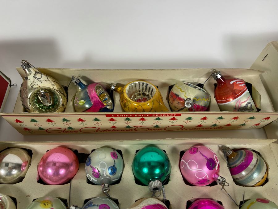 JUST ADDED - Vintage Glass Christmas Ornaments [Photo 8]