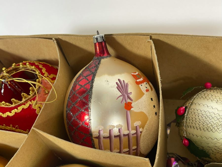 JUST ADDED - Vintage Glass Christmas Ornaments [Photo 13]
