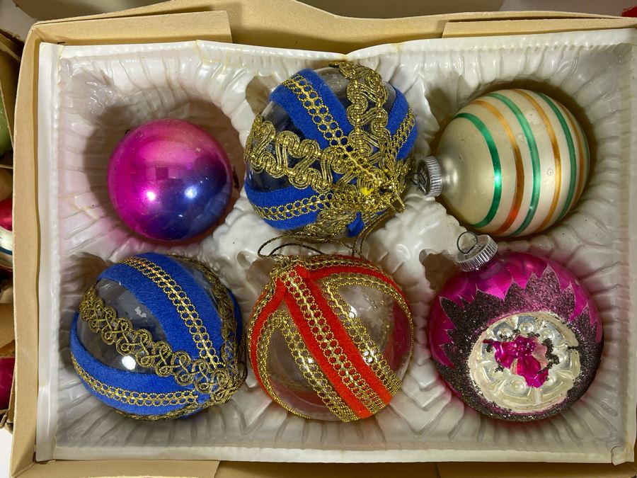 JUST ADDED - Vintage Glass Christmas Ornaments [Photo 3]