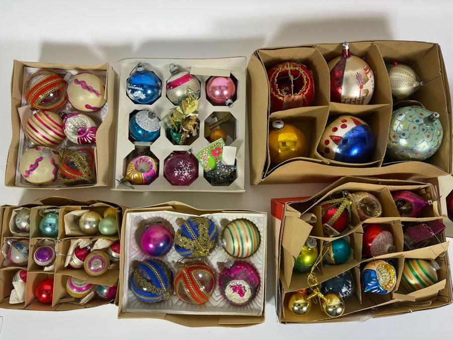 JUST ADDED - Vintage Glass Christmas Ornaments [Photo 1]