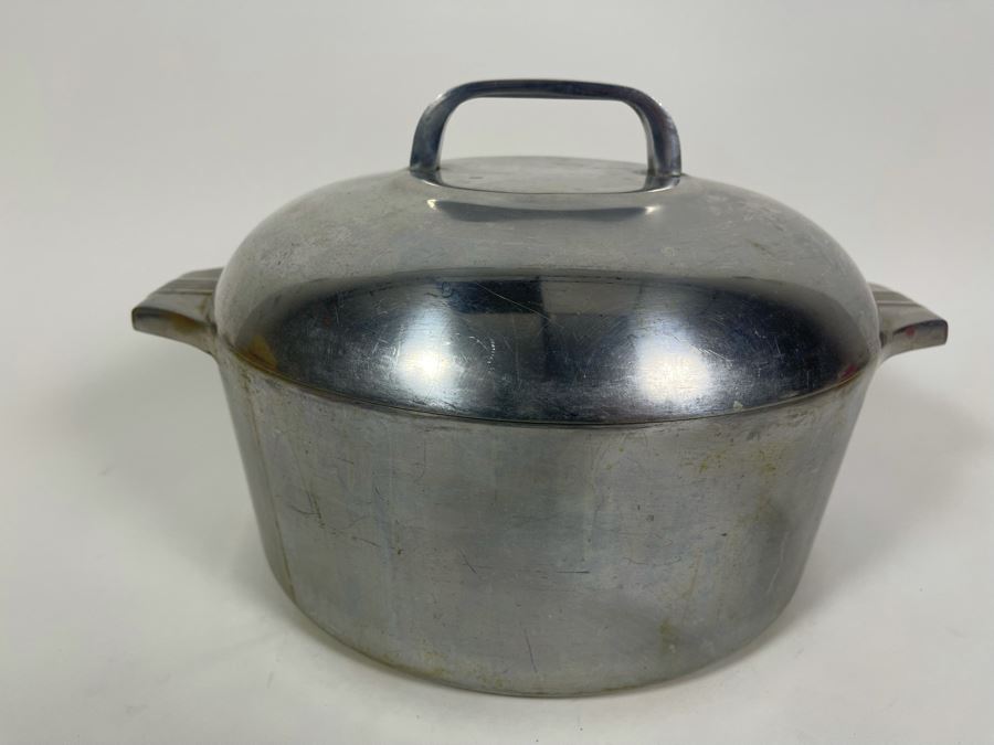 Vintage Wagner Ware Sidney Magnalite Pot With Lid [Photo 3]