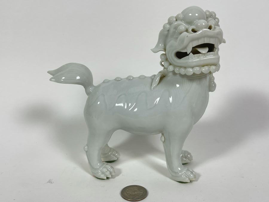 White Porcelain Chinese Foo Dog 7W X 6.5H [Photo 1]