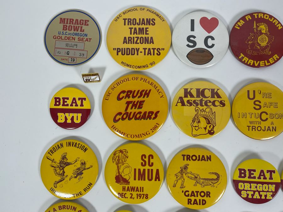 Huge Collection Of USC Buttons [Photo 8]