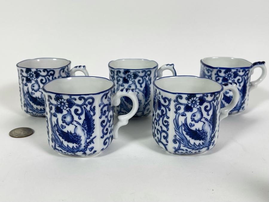 Set Of Four Takahashi Blue & White Japanese Cups 2.5H [Photo 2]