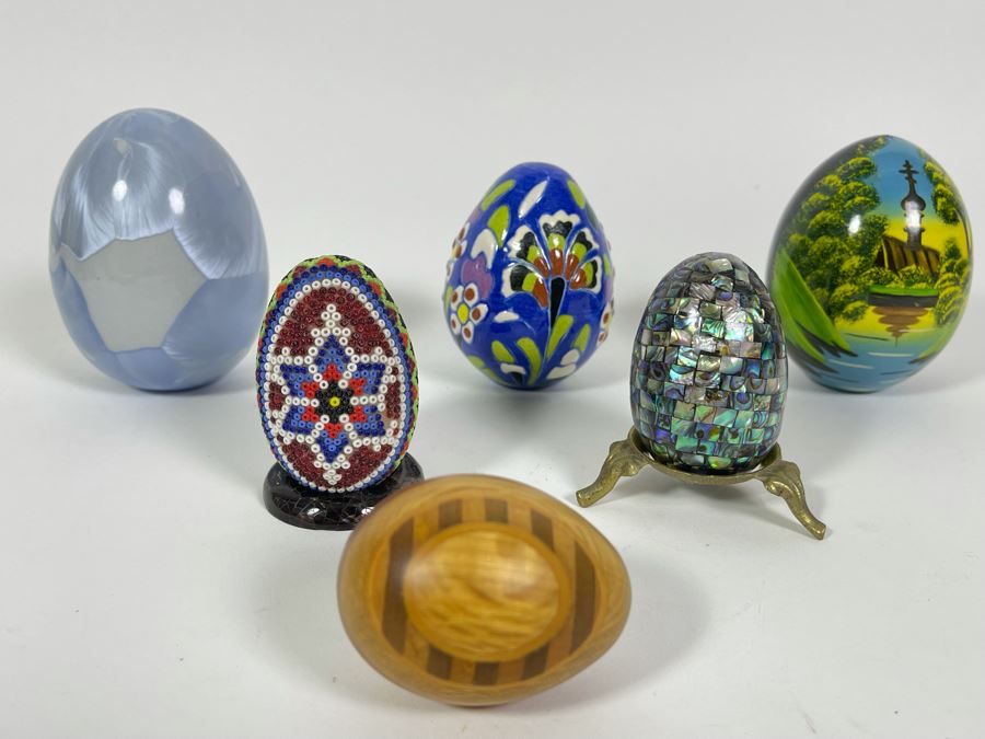 Collection Of Various Art Eggs [Photo 1]