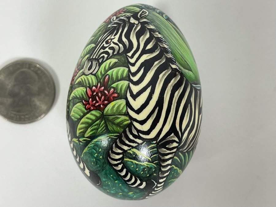 Handpainted Zebra Egg [Photo 2]