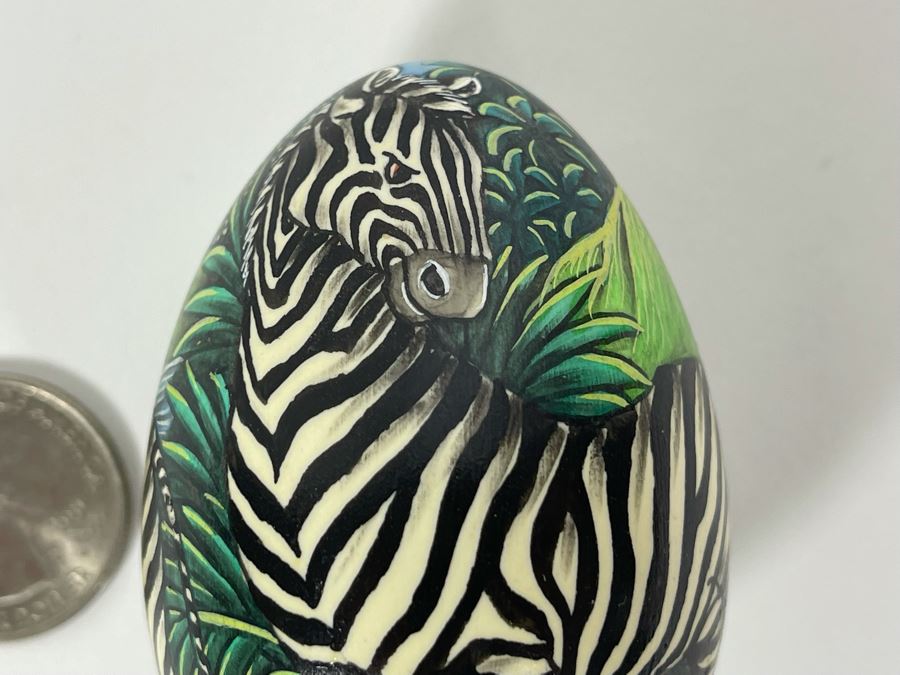 Handpainted Zebra Egg [Photo 6]