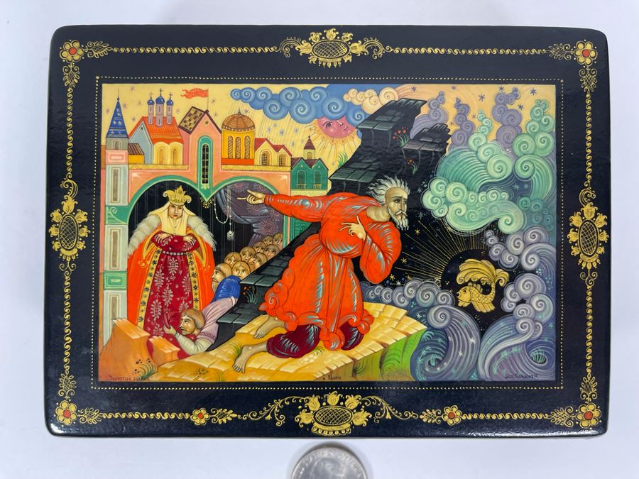 Hand Painted Signed Russian Lacquer Box 5.5W X 4D X 1H [Photo 2]