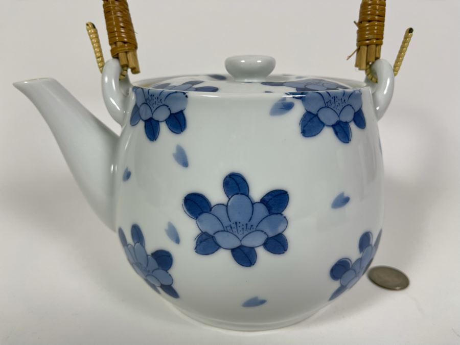 Vintage Asian Blue And White Signed Teapot 8.5W X 5H [Photo 3]