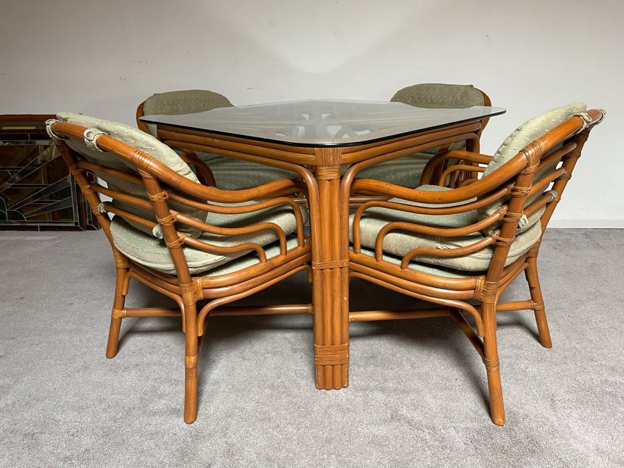 Brown Jordan Rattan Dining Set With Table And Four Chairs 40W X 40D X 29H  [Photo 4]