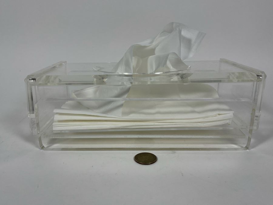 Acrylic Tissue Box 10W X 5D X 3H [Photo 2]
