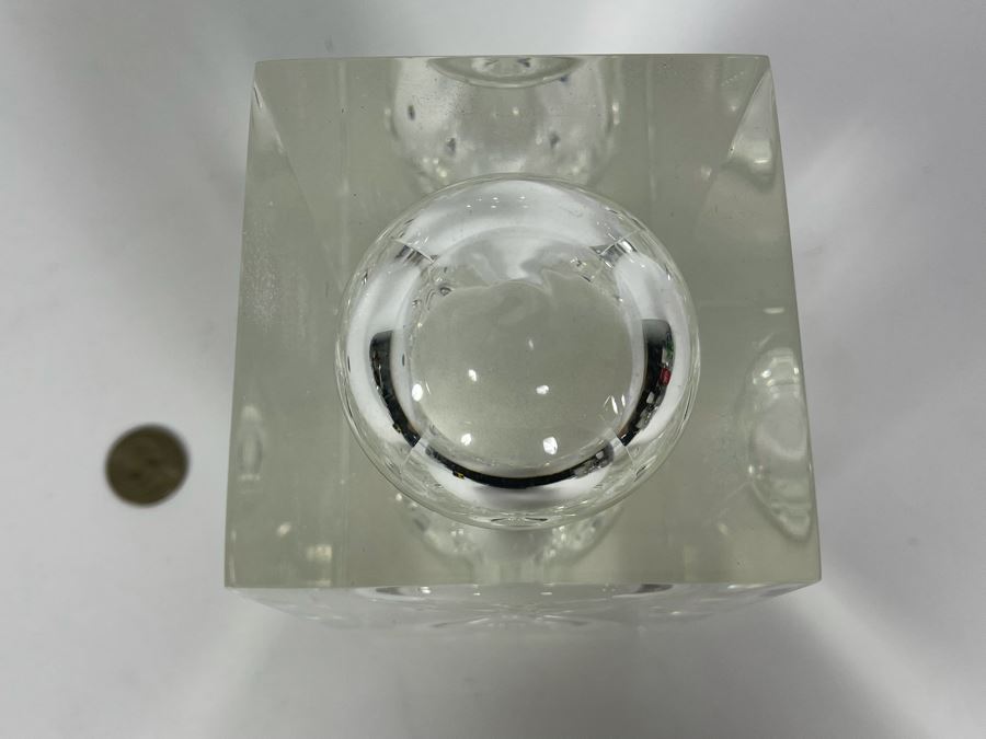 Vintage Lucite Hourglass Sculpture 3.25W X 3.25D X 7H [Photo 6]