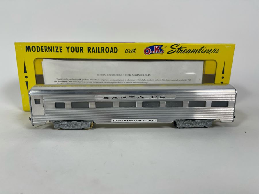 Three New Old Stock O.K. Streamliners Trains HO Astradome, Sleeper And Observation - Plus Assembled Coach Train See Photos (4 Total) [Photo 12]
