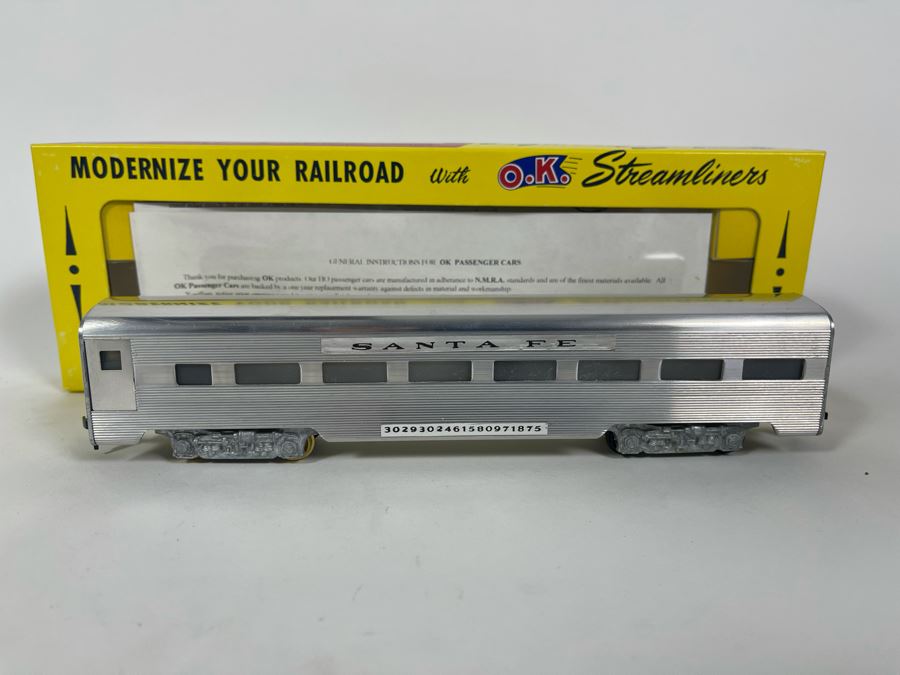 Three New Old Stock O.K. Streamliners Trains HO Astradome, Sleeper And Observation - Plus Assembled Coach Train See Photos (4 Total) [Photo 2]