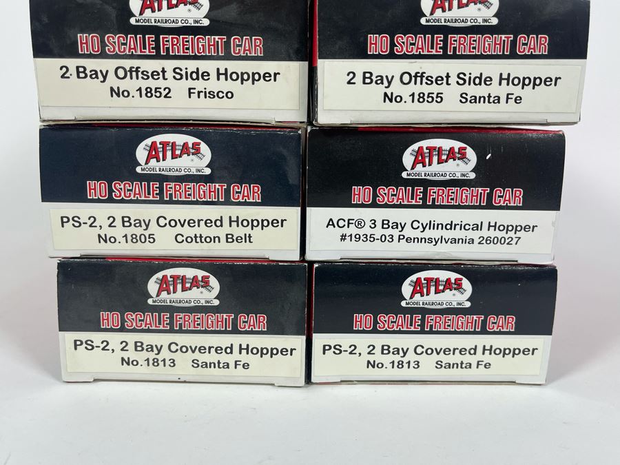 Collection Of Nine Atlas Ho Scale Freight Cars Trains - See Photos For