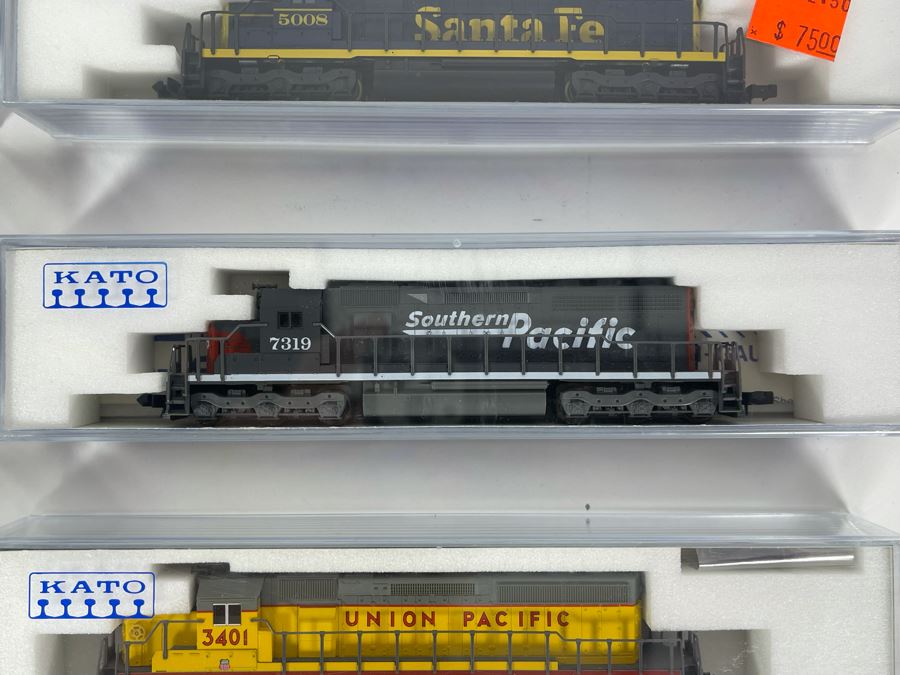Set Of Seven Kato Precision Railroad Models Trains See Photos 5 3/8' [Photo 9]