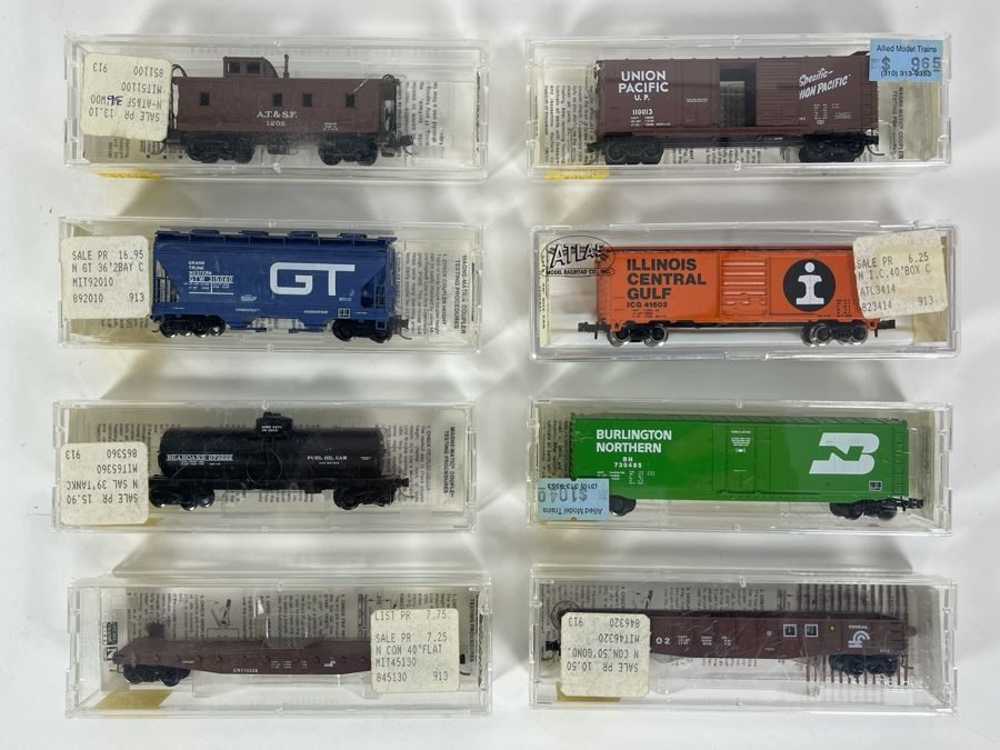 Collection Of Seven Micro-Trains And One Atlas Train - See Photos