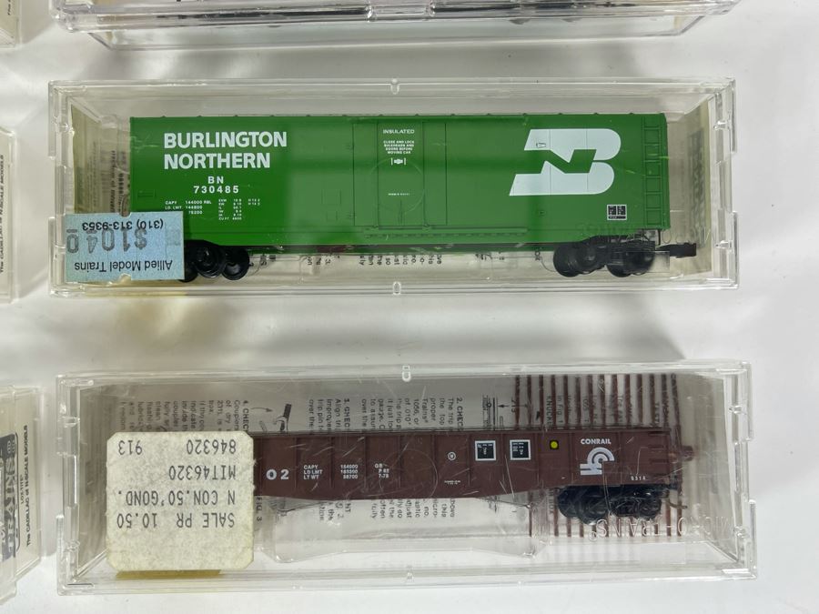 Collection Of Seven Micro-Trains And One Atlas Train - See Photos [Photo 6]