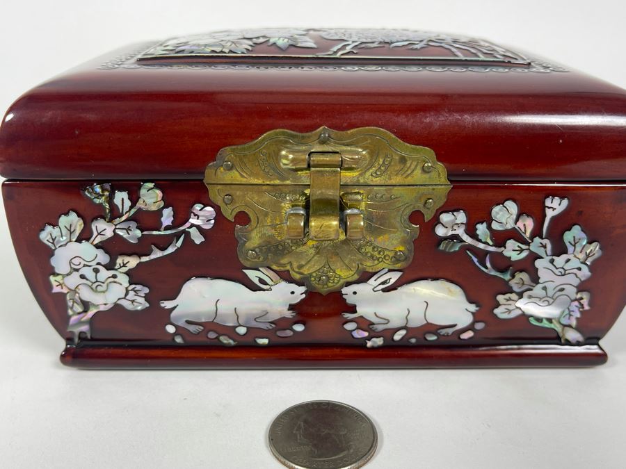 Vintage Chinese Mother Of Pearl Inlay Wooden Lacquer Box 6W X 4.25D X 3H [Photo 5]