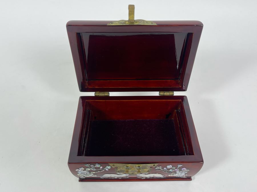 Vintage Chinese Mother Of Pearl Inlay Wooden Lacquer Box 6W X 4.25D X 3H [Photo 9]