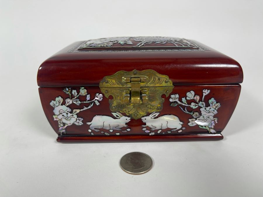 Vintage Chinese Mother Of Pearl Inlay Wooden Lacquer Box 6W X 4.25D X 3H [Photo 3]