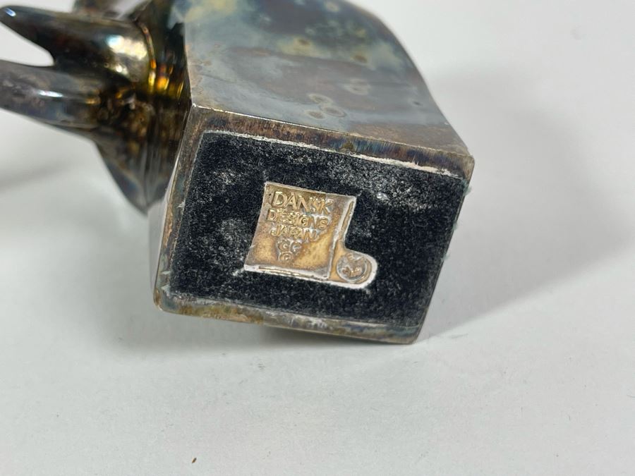 Pair Of Silverplate Elephants (Right Elephant Is Dansk Designs) [Photo 7]