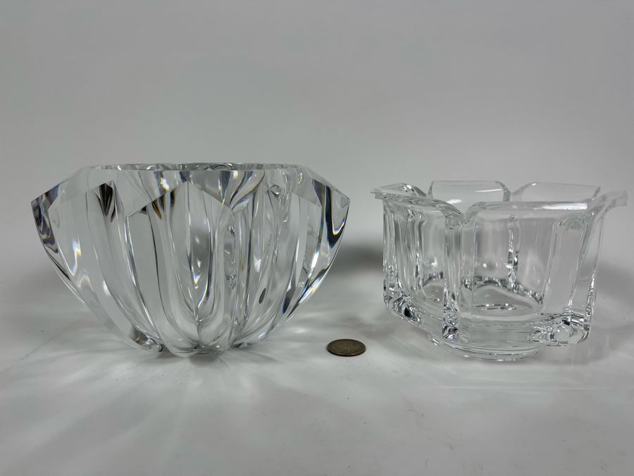 Pair Of Acrylic Lucite Bowls 6W And 7.5W [Photo 2]