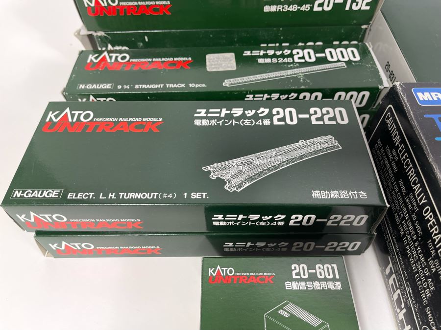 Large Collection Of Kato Train Accessories (Mainly Train Tracks), MRC Tech II Model Train Controller And MRC Tech II Sound Generator [Photo 14]