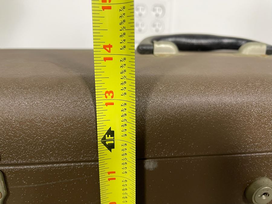 Waterloo Industrial Machinist Toolbox Loaded With Tools Including Snap-On, Craftsman, Mercedes-Benz Wrenches 21W X 9D X 13.5H - See Photos [Photo 33]