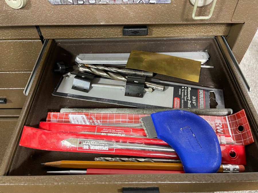 Waterloo Industrial Machinist Toolbox Loaded With Tools Including Snap-On, Craftsman, Mercedes-Benz Wrenches 21W X 9D X 13.5H - See Photos [Photo 28]