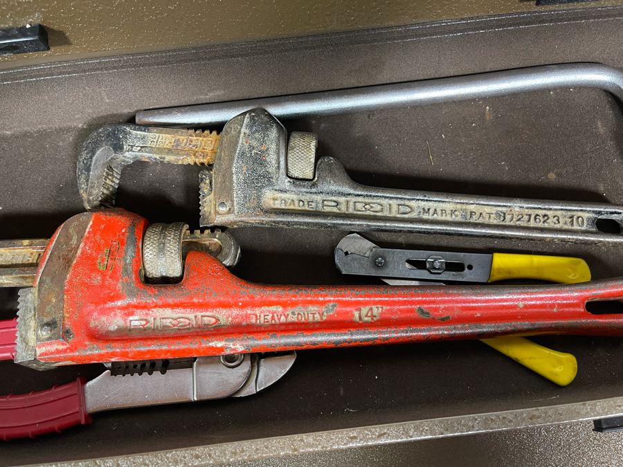 Waterloo Industrial Machinist Toolbox Loaded With Tools Including Snap-On, Craftsman, Mercedes-Benz Wrenches 21W X 9D X 13.5H - See Photos [Photo 26]