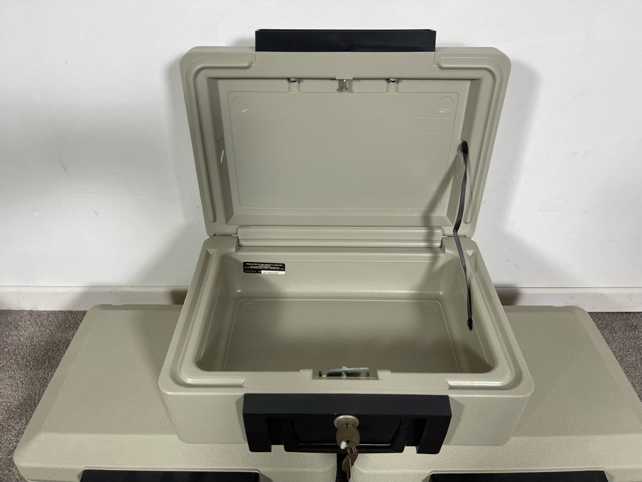 Three Sentry Fire-Safe Security Box Chest Model Safes 1100 14.5W X 11D X 6.5H [Photo 5]