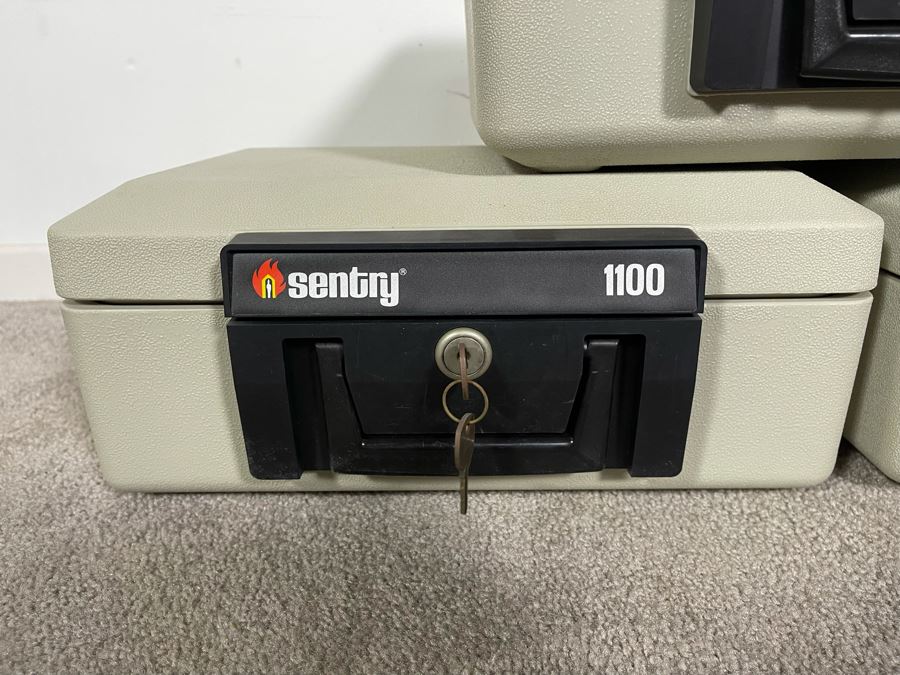 Three Sentry Fire-Safe Security Box Chest Model Safes 1100 14.5W X 11D X 6.5H [Photo 4]