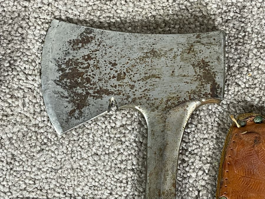 Pair Of Vintage Hatchets [Photo 4]