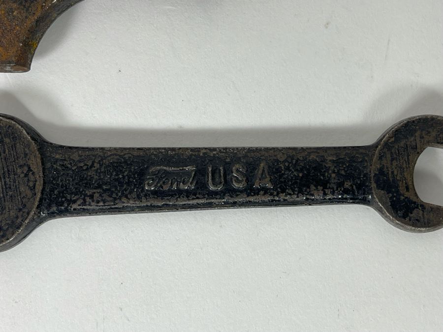 Pair Of Antique Ford Motor Company Tools Adjustable Wrench Marked Ford 8L & Wrench Marked Ford [Photo 5]