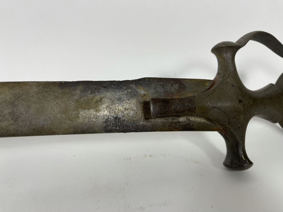 Antique Curved Blade Sword 38L [Photo 21]