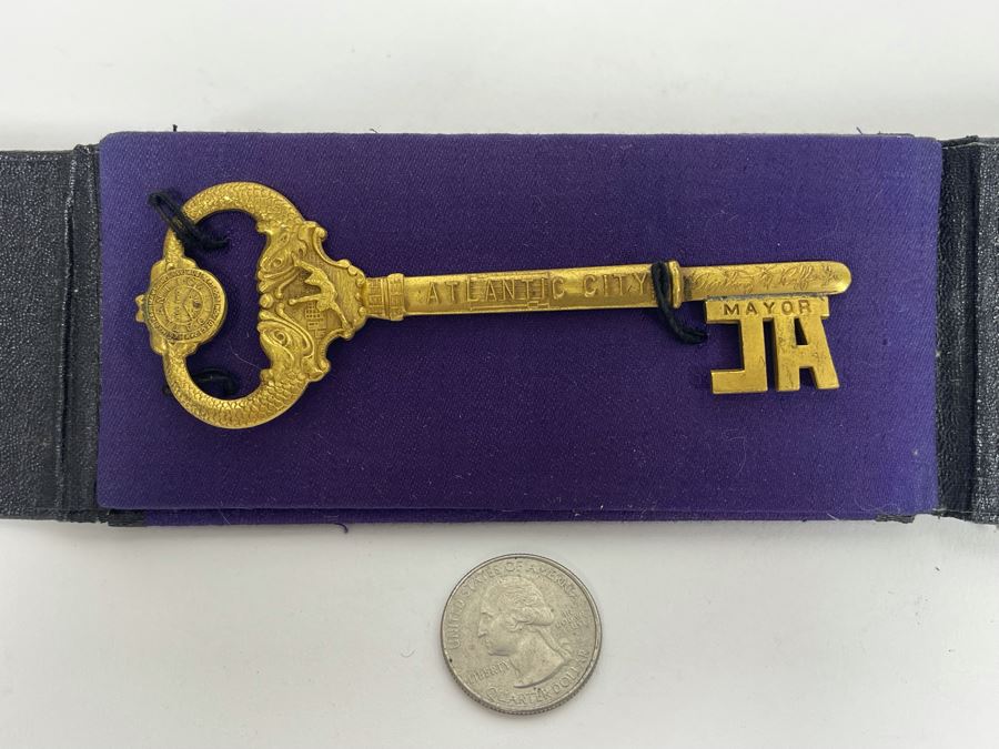 Antique 1920s Key To The City Of Atlantic City From Mayor Anthony Ruffu, Jr. [Photo 2]