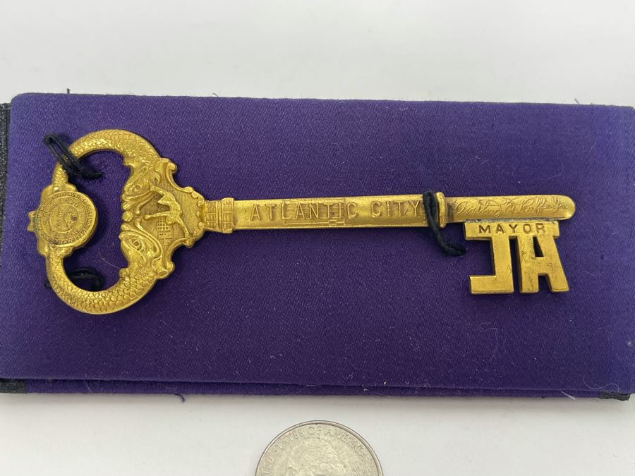 Antique 1920s Key To The City Of Atlantic City From Mayor Anthony Ruffu, Jr. [Photo 1]