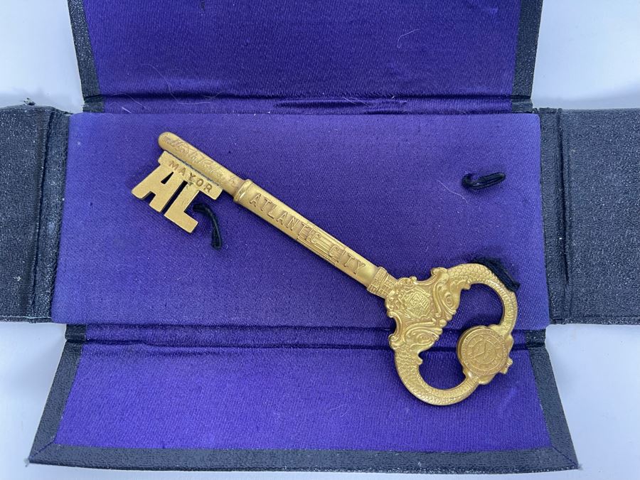 Antique 1920s Key To The City Of Atlantic City From Mayor Anthony Ruffu, Jr. [Photo 7]