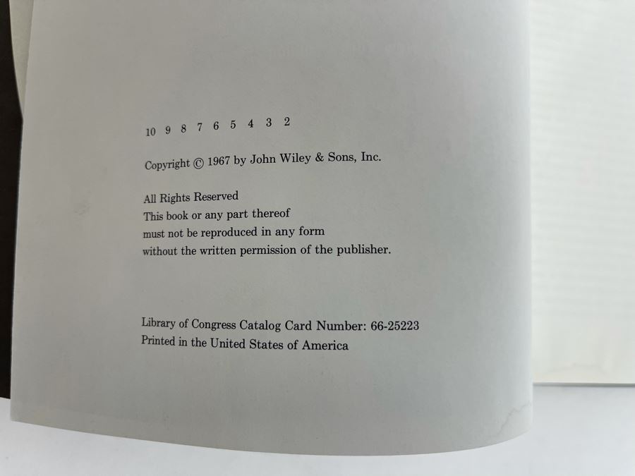 Signed First Edition 1967 Book Mineral Recognition Signed By Iris Vanders [Photo 8]