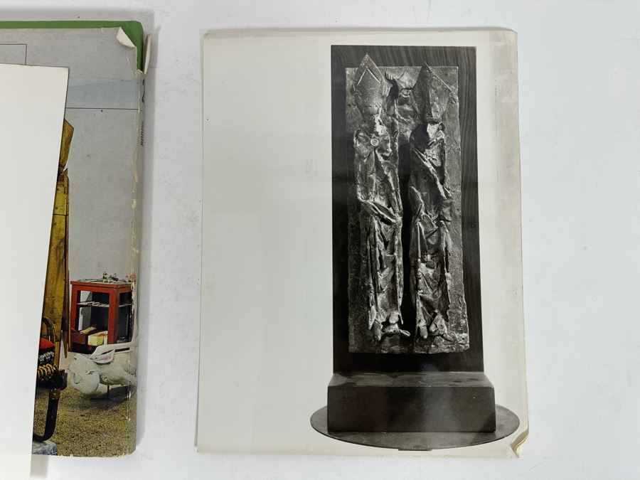 Signed Art Book Of Artist Floriano Bodini Sculptures Photography By Pepi Merisio Signed By Artist Floriano Bodini With Pair Of 8 X 10 B&W Photographs Of His Sculptures [Photo 14]