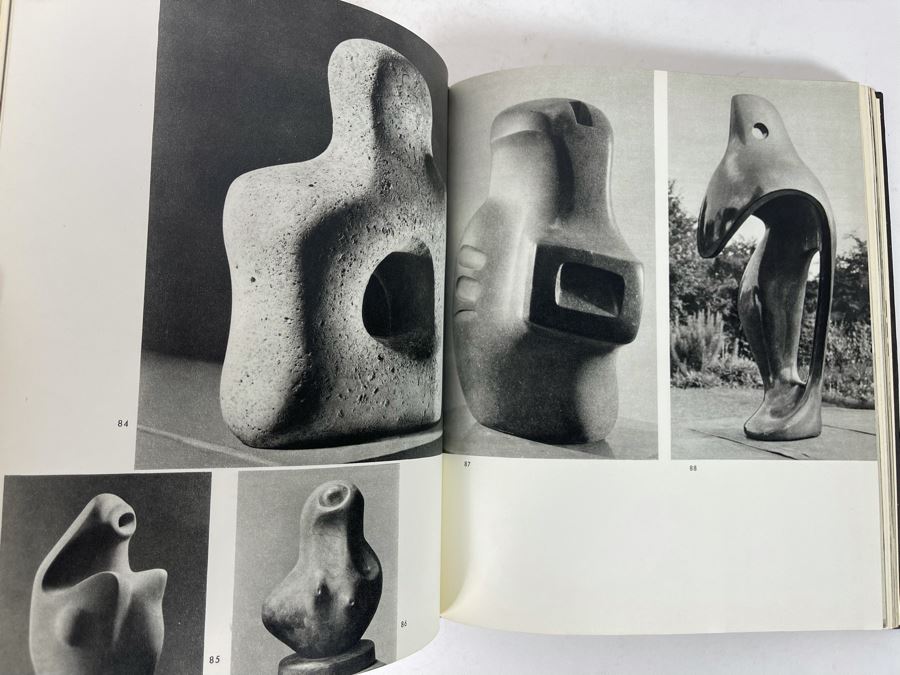 First Edition Book The Art Of Henry Moore By Will Grohmann Harry N. Abrams, Inc NY [Photo 11]
