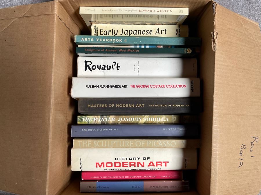 Book Lot Featuring Art Books - See Photos [Photo 1]