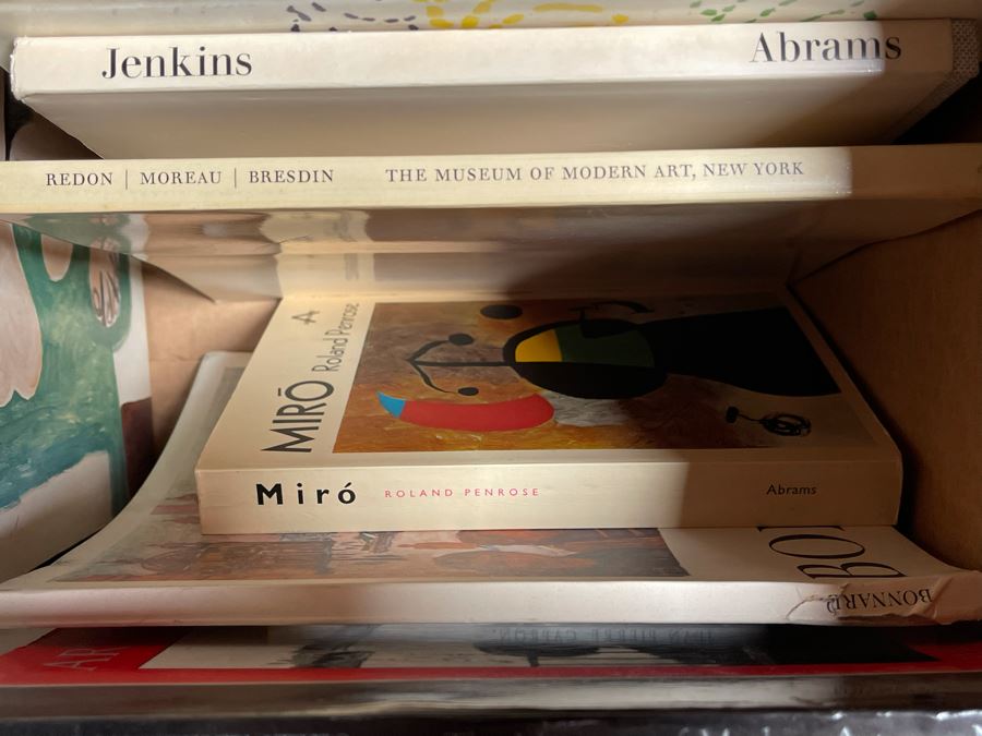 Book Lot Featuring Art Books - See Photos [Photo 6]