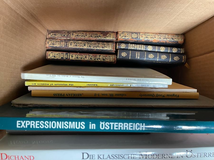 Book Lot Featuring Art Books - See Photos [Photo 5]