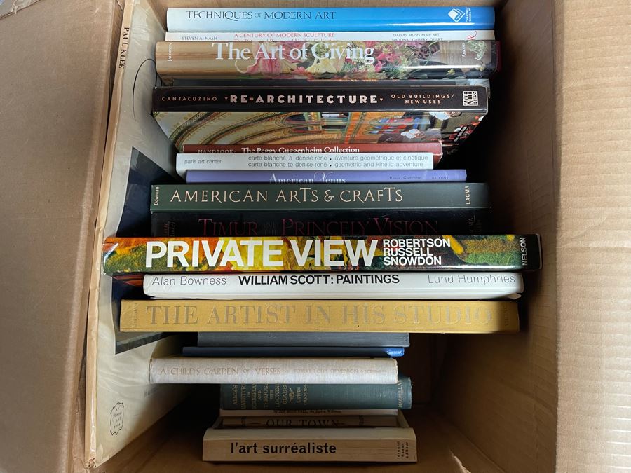 Book Lot Featuring Art Books - See Photos [Photo 2]