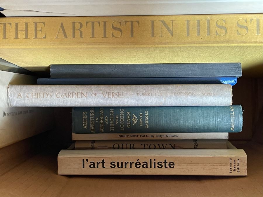 Book Lot Featuring Art Books - See Photos [Photo 3]