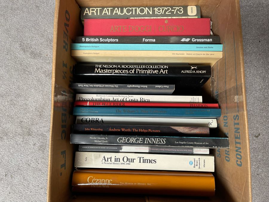 Book Lot Featuring Art Books - See Photos [Photo 2]